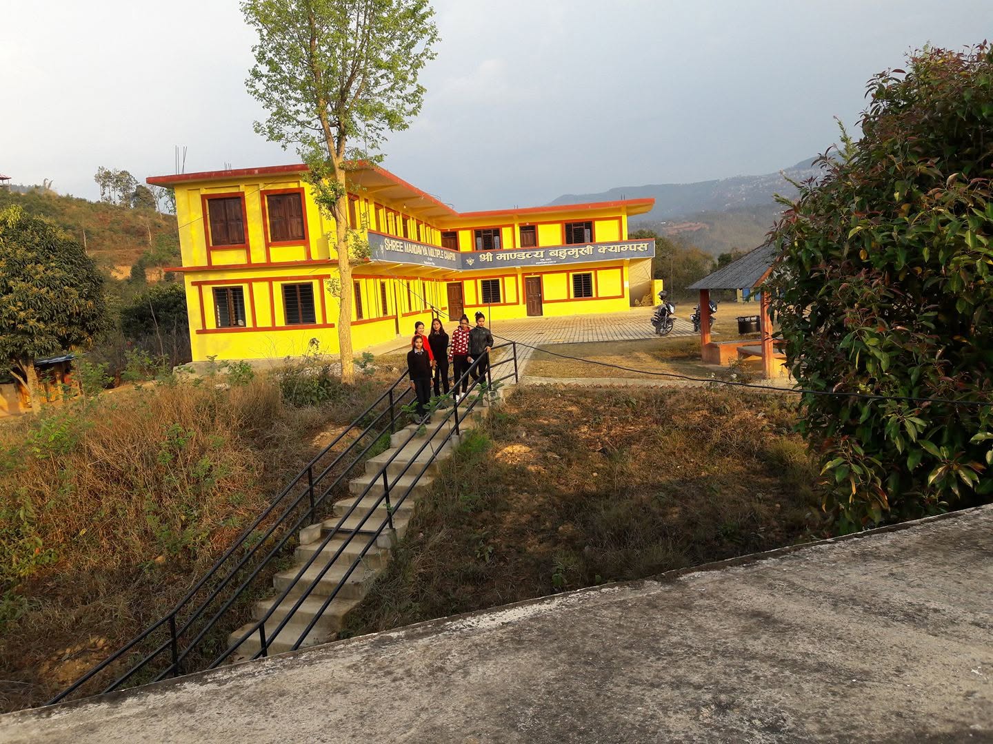 Learning together at Mandabya Campus